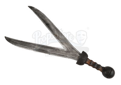 Lot #289 - GLADIATOR (2000) - Dual-Bladed Sword