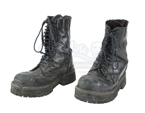 Lot #322 - HELLBOY (2004) - Hellboy's (Ron Perlman) Boots