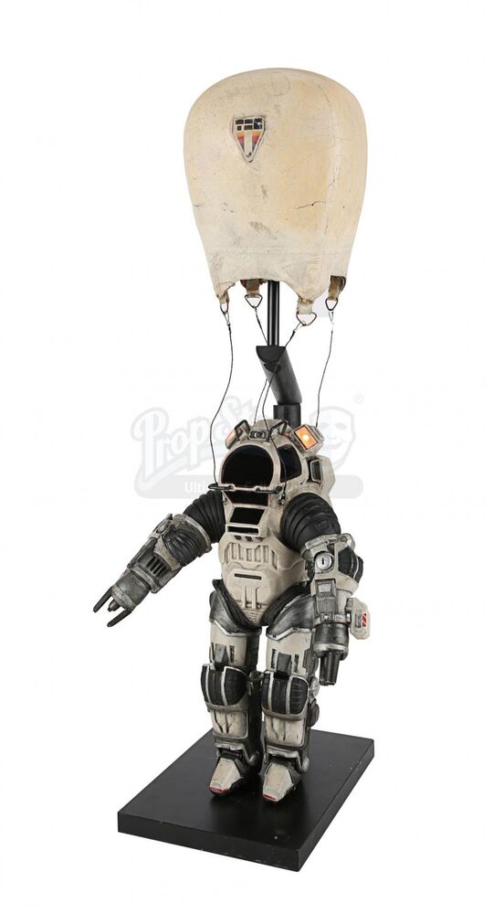Lot #468 - LEVIATHAN (1989) - Light-up Model Miniature Deep Sea Diver ...