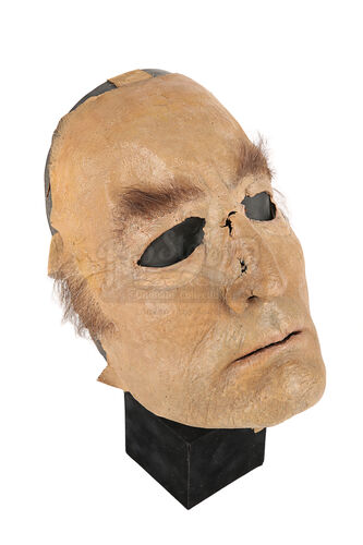 Lot #536 - THE OMEN (1976) - Robert Thorn (Gregory Peck) Stunt Fighting Mask