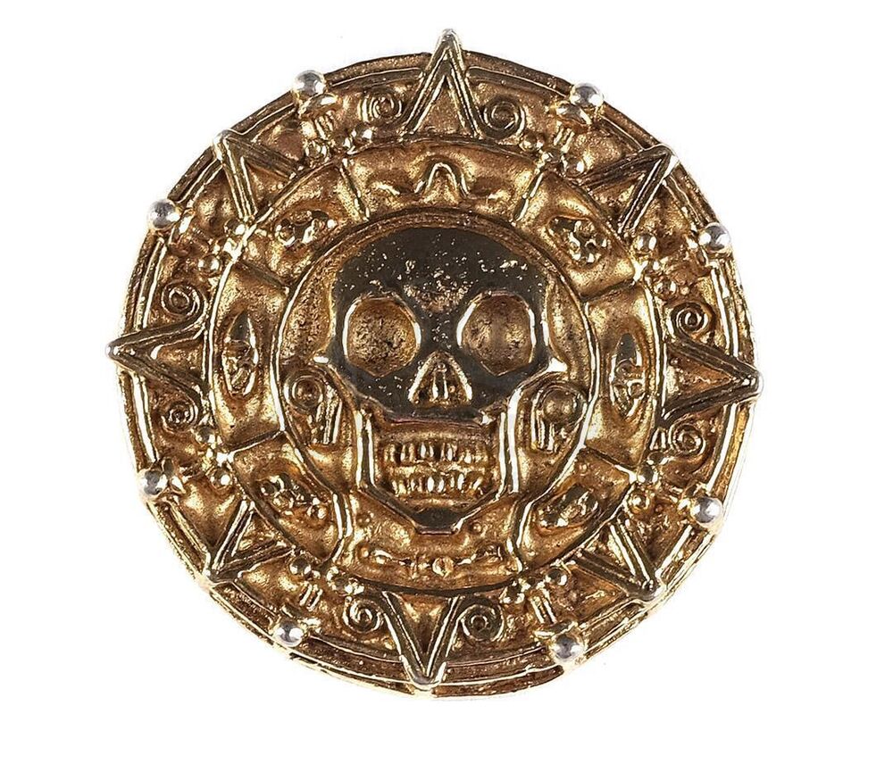 Lot #552 - PIRATES OF THE CARIBBEAN: THE CURSE OF THE BLACK PEARL