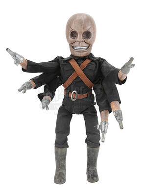Lot #576 - RETRO PUPPET MASTER (1999) - Six-Shooter Puppet
