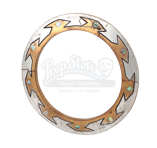 Lot #913 - XENA: WARRIOR PRINCESS (1995) - Xena's (Lucy Lawless) Stunt Dark Chakram
