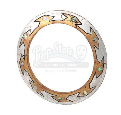Lot #913 - XENA: WARRIOR PRINCESS (1995) - Xena's (Lucy Lawless) Stunt Dark Chakram