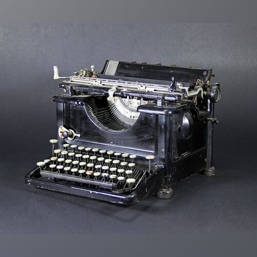 Inquisitor Vintage Remington Typewriter