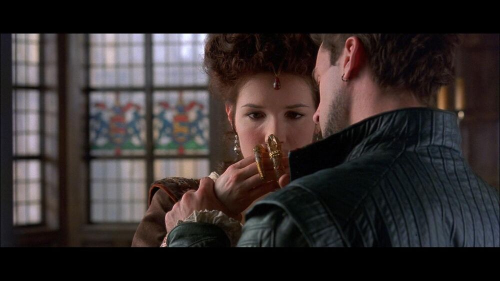 Hamlet Snake Lot #609 - SHAKESPEARE IN LOVE (1998) - Snake Amulet