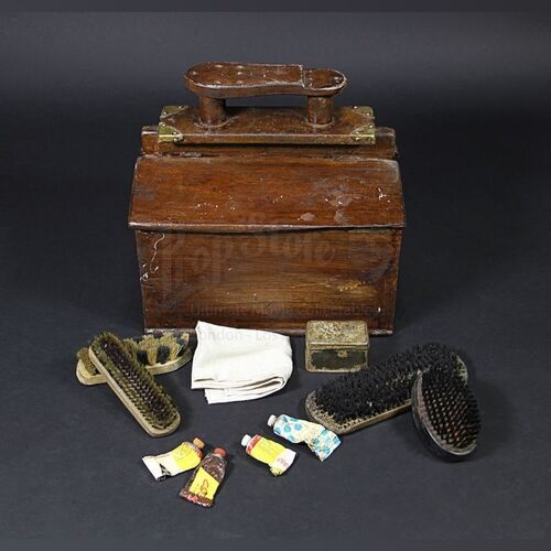 Wooden Shoe Shine Kit