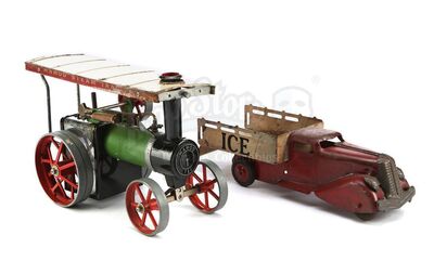 Lot # 1: THE HAUNTING OF HILL HOUSE - Young Nell's Antique Toys