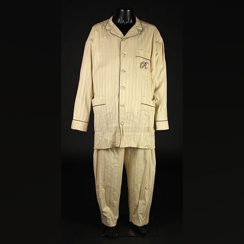 R.M. Renfield (Nonso Anozie) Beige Pyjamas