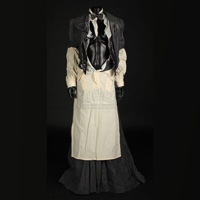 Janina Kleiberson (Neve McIntosh) Torn Costume