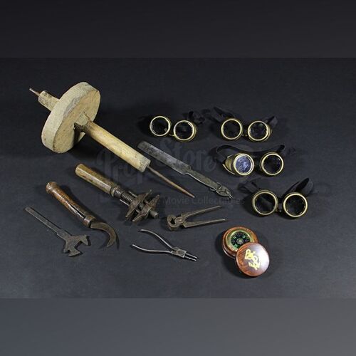Resonator Worker's Goggles & Tool Set