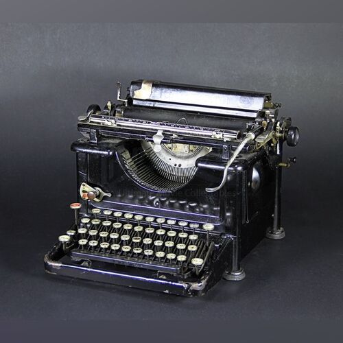 Inquisitor Vintage Remington Typewriter