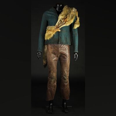 Vlad Tepes (Jonathan Rhys Meyers) Fox Fur Costume