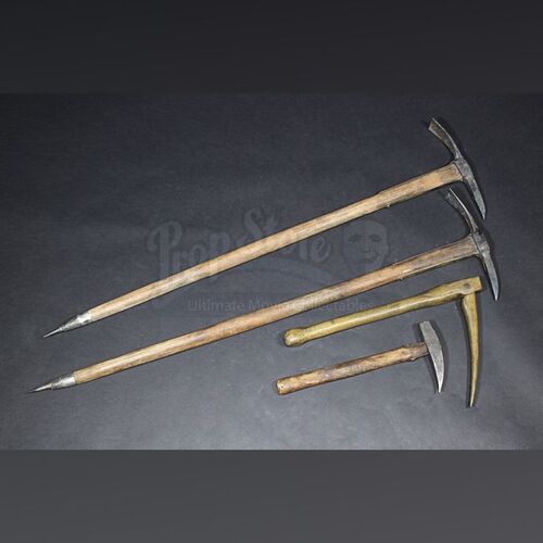 Crypt Exploring Picks & Hammer