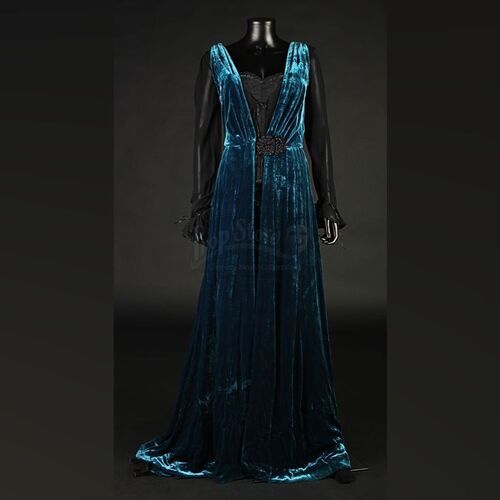 Lady Jayne Wetherby (Victoria Smurfit) Drawing Room Costume
