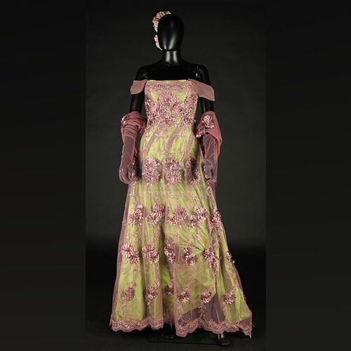 Lucy Westenra (Katie McGrath) Engagement Party Gown