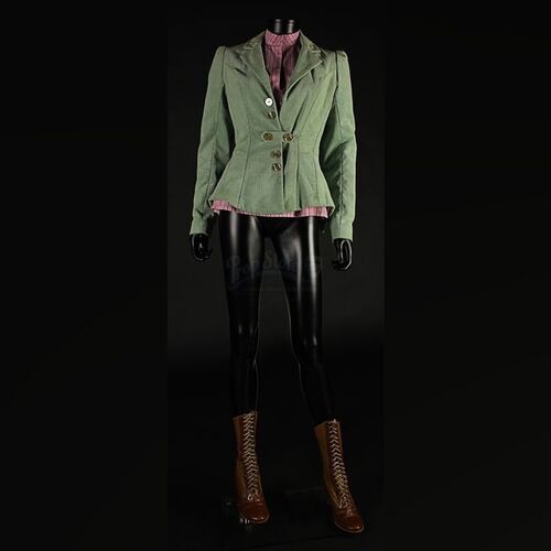Mina Murray (Jessica De Gouw) University Lecture Costume