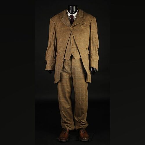R.M. Renfield (Nonso Anozie) Tan Checked Suit