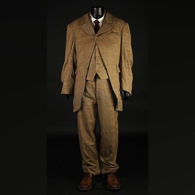 R.M. Renfield (Nonso Anozie) Tan Checked Suit