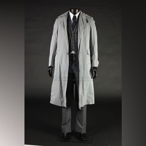 Alexander Grayson (Jonathan Rhys Meyers) London Street Costume