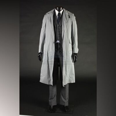 Alexander Grayson (Jonathan Rhys Meyers) London Street Costume