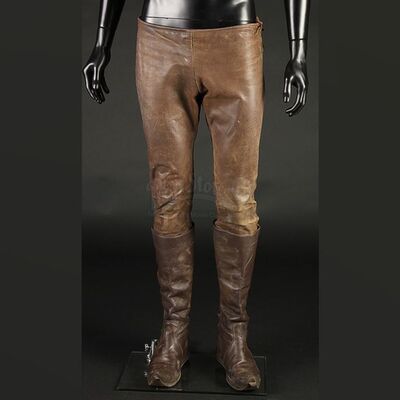 Vlad Tepes (Jonathan Rhys Meyers) Pre-Capture Trousers & Boots