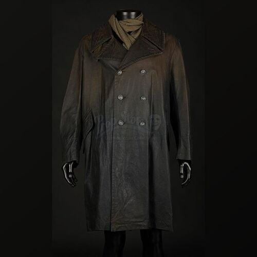 Van Helsing Stunt Crypt Discovering Costume