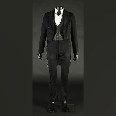 Alexander Grayson (Jonathan Rhys Meyers) Evening Suit