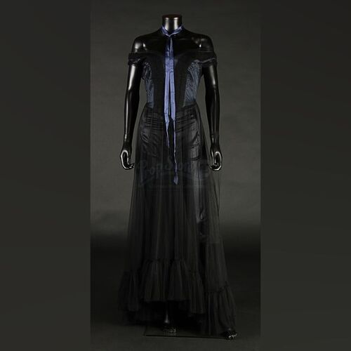 Female Seer (Yusra Warsuma) Costume