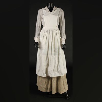 Mina Murray (Jessica De Gouw) Surgical Theatre Costume