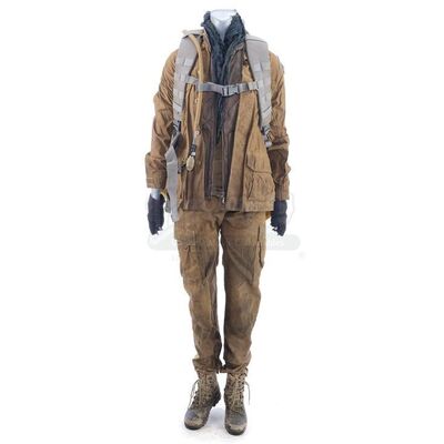 Lot # 34: ANNIHILATION - Dr. Ventress' Shimmer Costume