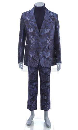 Lot # 33: ZOOLANDER 2 - Derek Zoolander's Blue Floral Suit