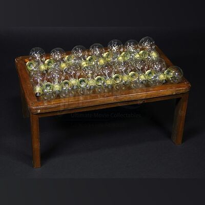 Resonator Demonstration Bulb Tray