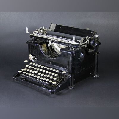 Inquisitor Vintage Remington Typewriter