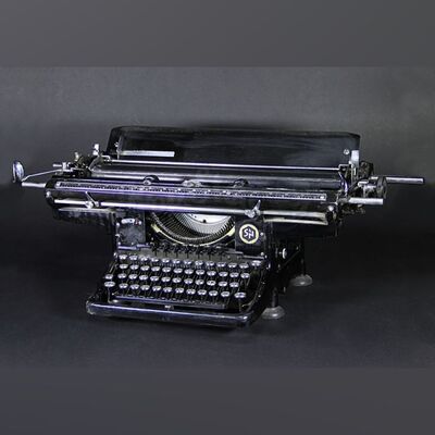 Inquisitor Vintage S&N Typewriter