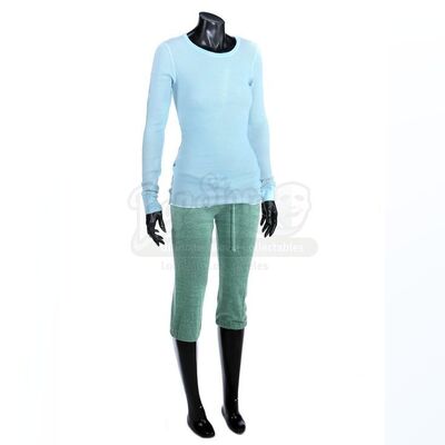 TWILIGHT (2008) - Bella Swan's Sleeping Costume
