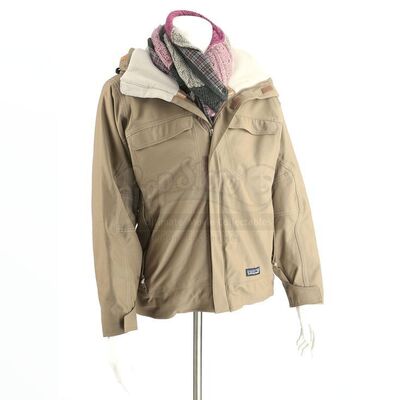 TWILIGHT (2008) - Bella Swan's Baseball Jacket and Scarf