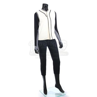 TWILIGHT (2008) - Alice Cullen's Baseball Costume