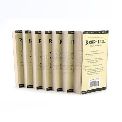 THE TWILIGHT SAGA: NEW MOON (2009) - Forks High School Romeo and Juliet Books