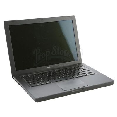 THE TWILIGHT SAGA: NEW MOON (2009) - Bella Swan's MacBook