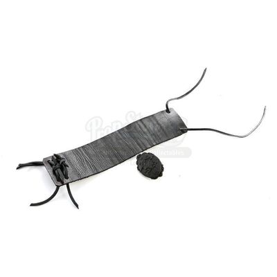 THE TWILIGHT SAGA: ECLIPSE (2010) - Unfinished Emmett Stunt Cullen Crest Cuff