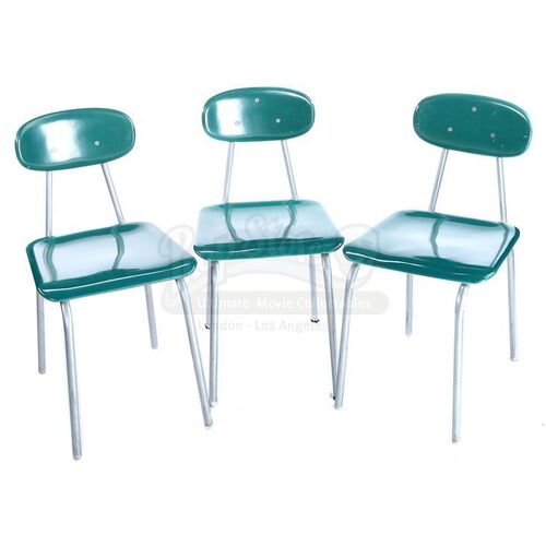 THE TWILIGHT SAGA: ECLIPSE (2010) - Forks High School Cafeteria Chairs