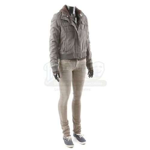 THE TWILIGHT SAGA: ECLIPSE (2010) - Bella Swan's Conversation with Jacob Costume