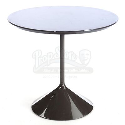 THE TWILIGHT SAGA: ECLIPSE (2010) - Cullen House Modern Side Table