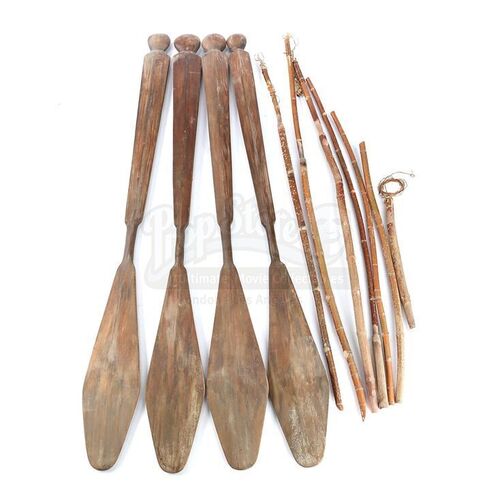 THE TWILIGHT SAGA: ECLIPSE (2010) - Wolf Tribe Flashback Wooden Paddles and Fishing Poles