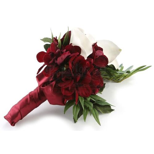 THE TWILIGHT SAGA: ECLIPSE (2010) - Rosalie Hale's 1930's Wedding Bouquet