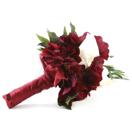 THE TWILIGHT SAGA: ECLIPSE (2010) - Rosalie Hale's 1930's Wedding Bouquet