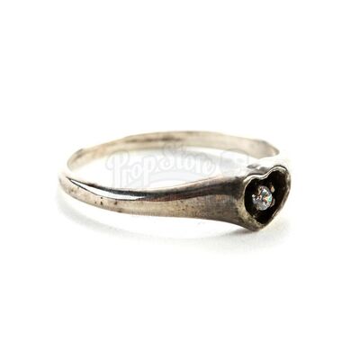 THE TWILIGHT SAGA: ECLIPSE (2010) - Alice Cullen's Wedding Ring
