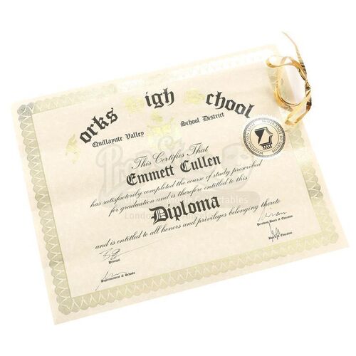 THE TWILIGHT SAGA: ECLIPSE (2010) - Emmett Cullen's High School Diploma