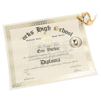 THE TWILIGHT SAGA: ECLIPSE (2010) - Eric Yorkie's High School Diploma